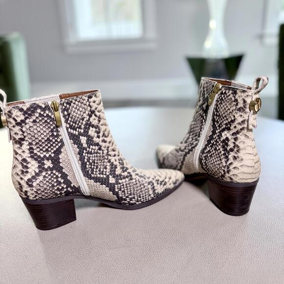 Franco Sarto Shay Western Booties Snake Print Ankle Size 9.5 - Picture 5 of 8